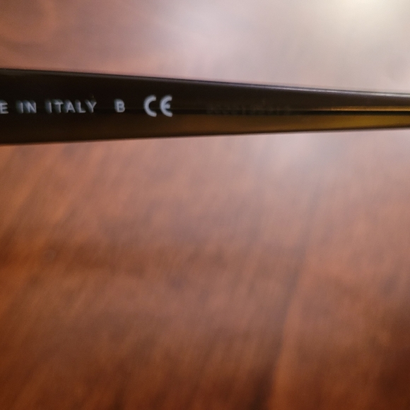 Authentic Chanel Sunglasses - Picture 4 of 9
